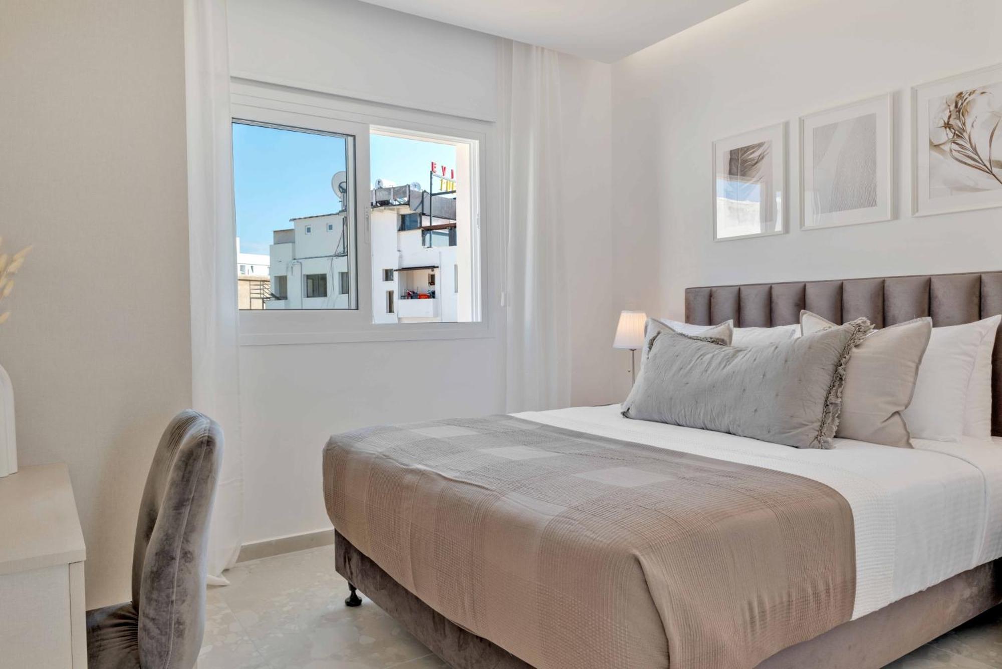 Ferienwohnung Phaedrus Living: Seaview Luxury Flat Limnaria 150 Paphos Exterior foto